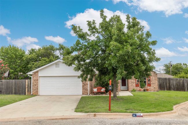 209 E Hall Ct, House other with 3 bedrooms, 2 bathrooms and null parking in Early TX | Image 20