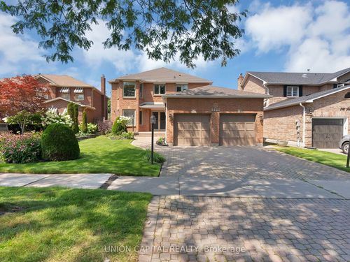 772 Pebble Crt, Pickering, ON, L1V3P3 | Card Image