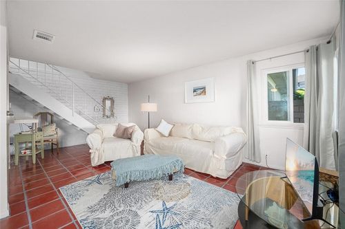 123-16393 Del Oro Cir, Huntington Beach, CA, 92649-5227 | Card Image