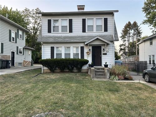 55 E Siebenthaler Ave, Dayton, OH, 45405-2425 | Card Image