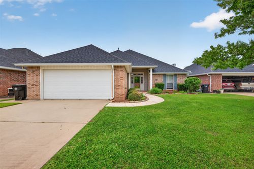 116 Willow Lake Blvd, Bossier City, LA, 71111-6719 | Card Image