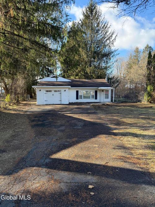 46 Consaul Rd, Colonie, NY, 12205-3705 | Card Image