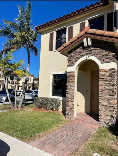 3203 Se 6th St, Homestead, FL, 33033-7228 | Card Image