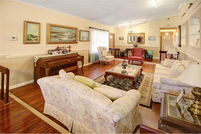 15580 Winkfield Cir, House other with 4 bedrooms, 2 bathrooms and null parking in Davie FL | Image 7