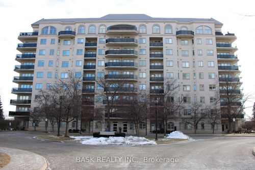 208-10 Dayspring Cir, Brampton, ON, L6P1B9 | Card Image