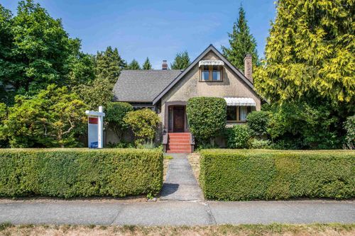 6857 Laburnum St, Vancouver, BC, V6P5M8 | Card Image