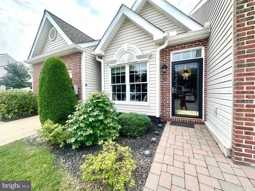 319 Shannonbridge Dr, HOCKESSIN, DE, 19707-8918 | Card Image