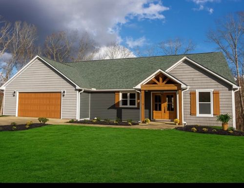 1130 Twin View Cir, Selmer, TN, 38375 | Card Image