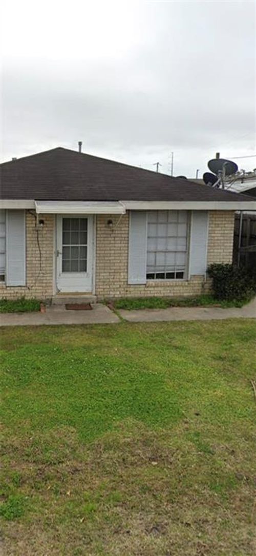 b-123 Danos Ln, Belle Chasse, LA, 70037-4127 | Card Image