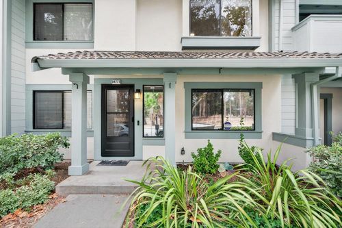 34771 Tuxedo Cmn, Fremont, CA, 94555-2747 | Card Image