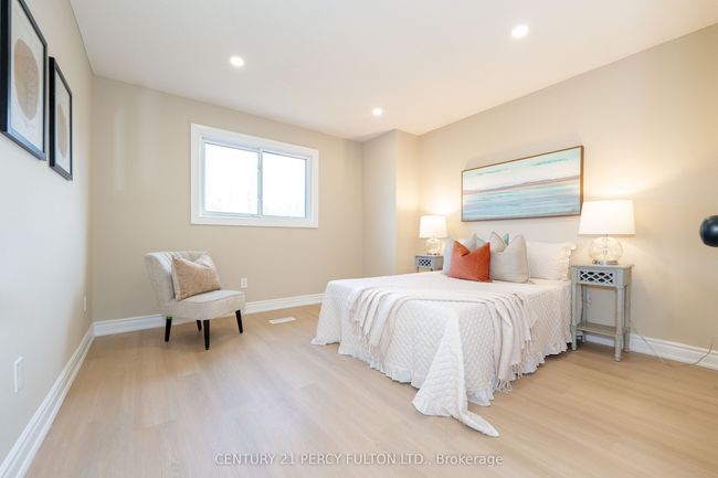 60 Cluett Dr, House other with 4 bedrooms, 3 bathrooms and 2 parking in Ajax ON | Image 22