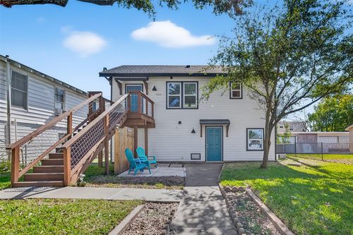 4925 Avenue N 1/2, Galveston, TX, 77551-4836 | Card Image
