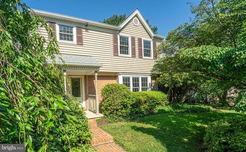 3696 Meadowvale Rd, ELLICOTT CITY, MD, 21042-5250 | Card Image