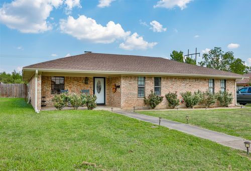 1212 Aspen Rd, Gainesville, TX, 76240-2949 | Card Image