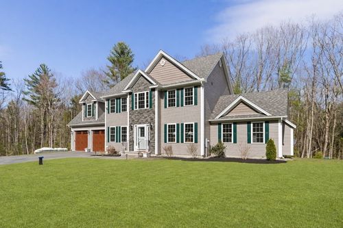 526 Hubbardston Rd, Templeton, MA, 01468-1517 | Card Image