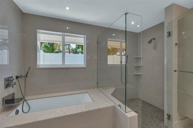 2008 Admirals Way, House other with 3 bedrooms, 3 bathrooms and null parking in Fort Lauderdale FL | Image 61
