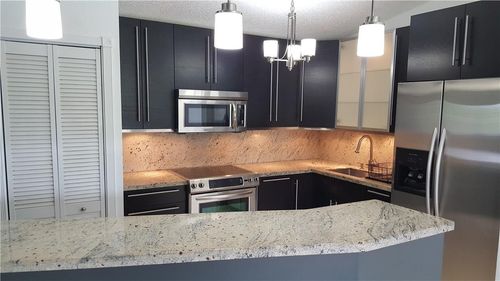 418-3640 N 56th Avenue, Hollywood, FL, 33021 | Card Image