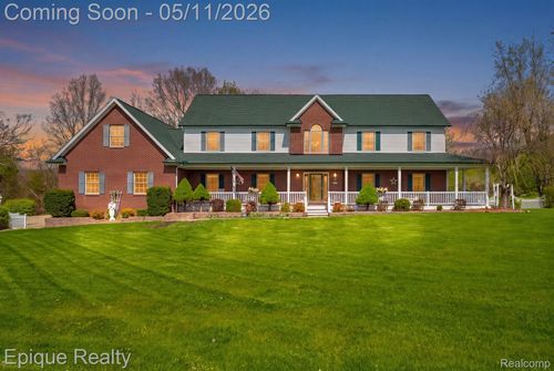 6495 Country Lane Dr, Davisburg, MI, 48350-2949 | Card Image