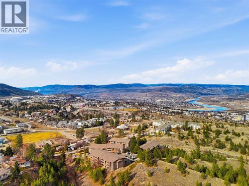 306-44 Whiteshield Cres S, Kamloops, BC, V2E2J1 | Card Image