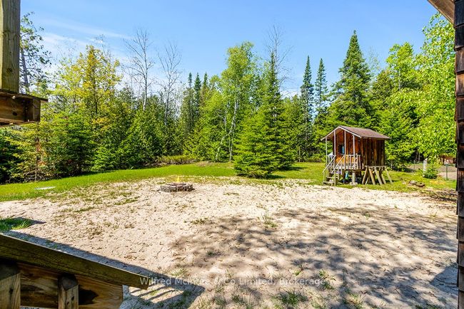 81 Thompson Ave, House other with 3 bedrooms, 1 bathrooms and 2 parking in Southampton ON | Image 15