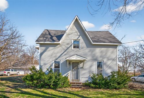 113 4th St Ne, Mitchellville, IA, 50169-8435 | Card Image
