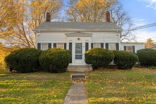83 Fairhaven Rd, Mattapoisett, MA, 02739-1468 | Card Image
