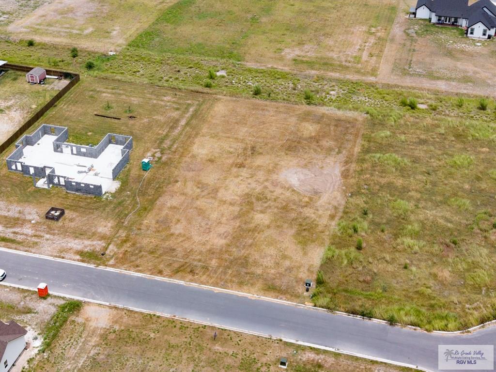 Land in La Feria 5