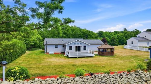 15 Tiffany Lane, Northampton, MA, 01062 | Card Image