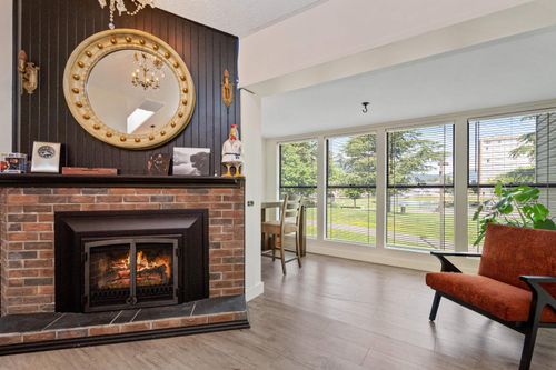 10-45915 Cheam Avenue, Chilliwack, BC, V2P1N7 | Card Image