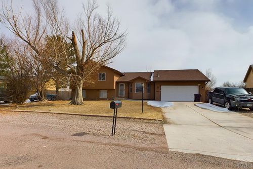 576 S Falcon Dr, Pueblo West, CO, 81007 | Card Image