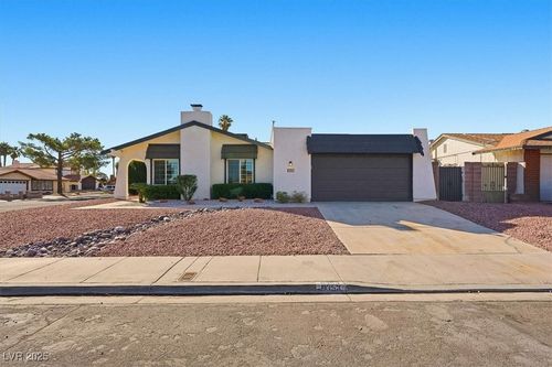 6353 Whippoorwill Way, Las Vegas, NV, 89103-2128 | Card Image