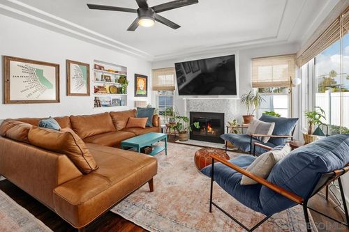 800 3rd St, Coronado, CA, 92118-1312 | Card Image