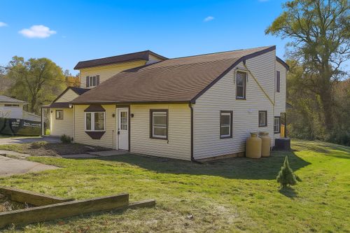 18 Pautipaug Hill Rd, Baltic, CT, 06330-1014 | Card Image