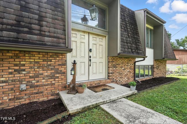 1704 Wildcat Rd, House other with 4 bedrooms, 3 bathrooms and null parking in Big Stone Gap VA | Image 5