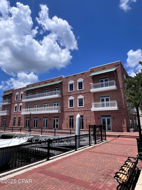 815 S Palafox St, Pensacola, FL, 32502-5960 | Card Image
