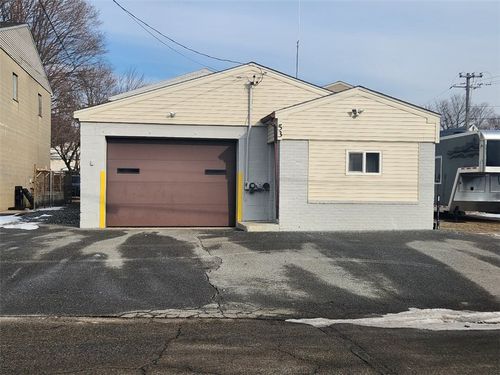 53 Alhambra Rd, Warwick, RI, 02886-1415 | Card Image