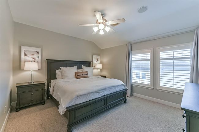 Primary Bedroom | Image 25