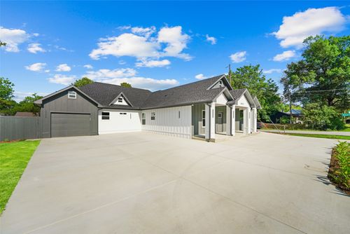 3822 Vandervort Dr, Dallas, TX, 75216-3950 | Card Image