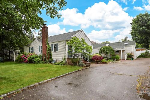 342 Northern Blvd, Saint James, NY, 11780-1718 | Card Image