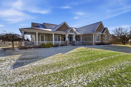 4598 Sunny Creek Ln, Sylvania, OH, 43560-7202 | Card Image