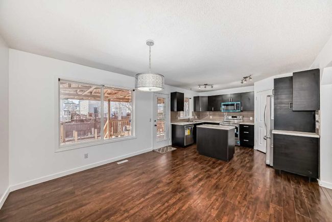 42 Bridlecreek Park Sw, Home with 5 bedrooms, 3 bathrooms and 4 parking in Calgary AB | Image 19