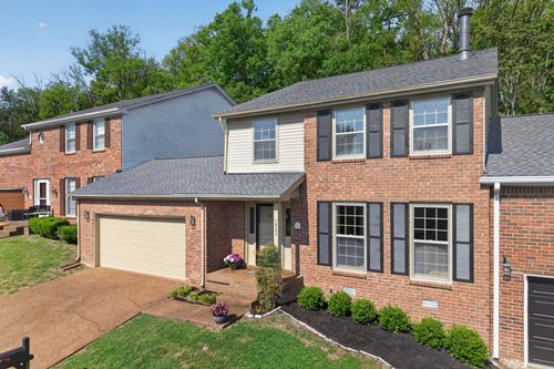 1623 Clearview Dr, Brentwood, TN, 37027-7983 | Card Image