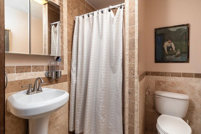 197 Main St, House other with 1 bedrooms, 3 bathrooms and null parking in Lansing IA | Image 12