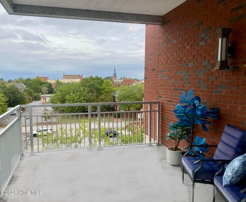 318 Sky Sail Blvd, New Bern, NC, 28560-4574 | Card Image