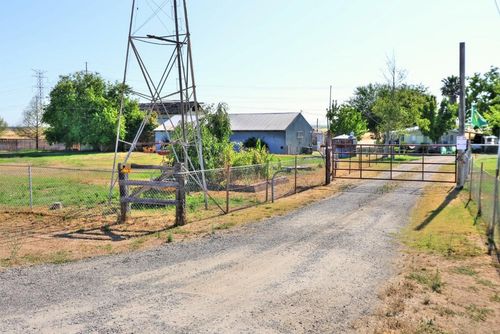 7301 E Levee Rd, Rio Linda, CA, 95673-1004 | Card Image