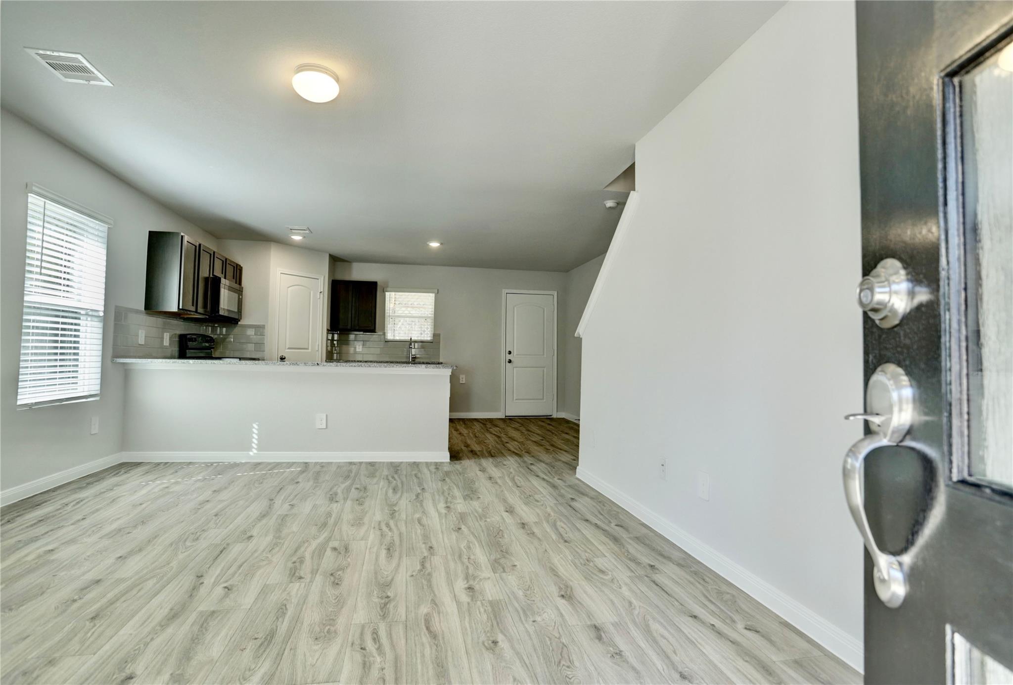 Residential Lease in Livingston 4