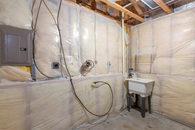 1472 16th Ave SE - Washer/Dryer Hookups | Image 27