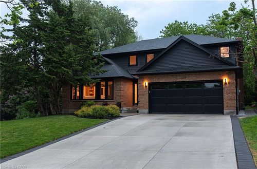 323 Calvington Place, Waterloo, ON, N2T1P9 | Card Image