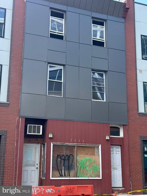 2040 Ridge Ave, Philadelphia, PA, 19121-3910 | Card Image