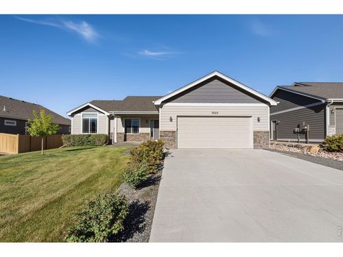 7025 Sage Meadows Dr, Wellington, CO, 80549-2150 | Card Image